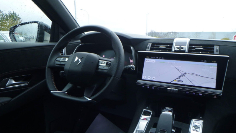 Photo 5 de l'offre de DS DS 7 BlueHDi 130 EAT8 Performance Line à 34398€ chez Carlyss automobiles Vitré