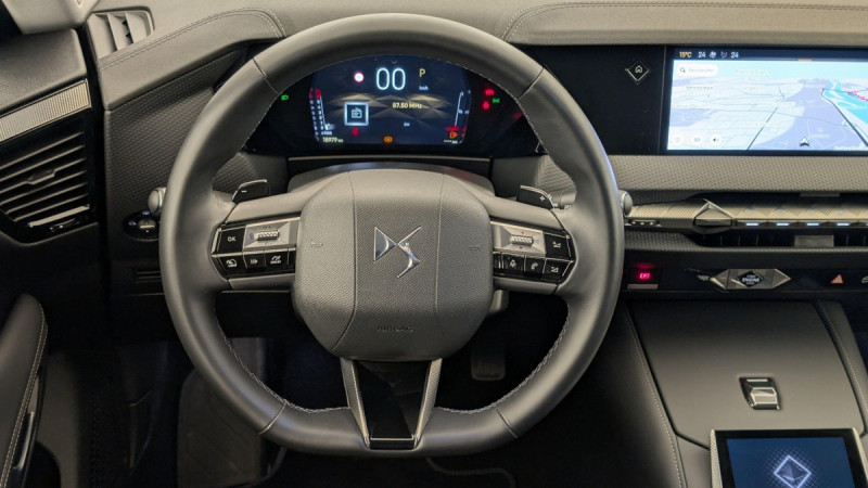 Photo 14 de l'offre de DS DS4 PureTech 130 EAT8 Rivoli à 23210€ chez Carlyss automobiles Vitré