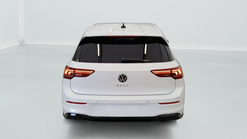 Photo 5 de l'offre de VOLKSWAGEN GOLF Golf 2.0 TDI 150 DSG7 R-Line à 37998€ chez Carlyss automobiles Vitré