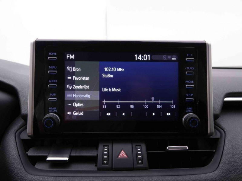 Photo 12 de l'offre de TOYOTA RAV-4 2.5 HEV 218 Dynamic à 37598€ chez Carlyss automobiles Vitré