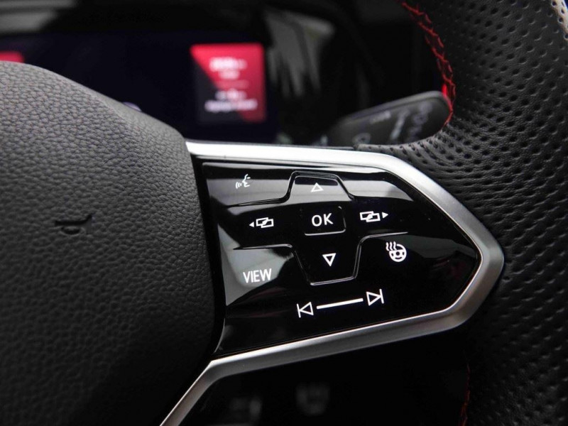 Photo 24 de l'offre de Volkswagen Golf GTi 2.0 TSi 300 DSG Clubsport à 46965€ chez Carlyss automobiles Vitré