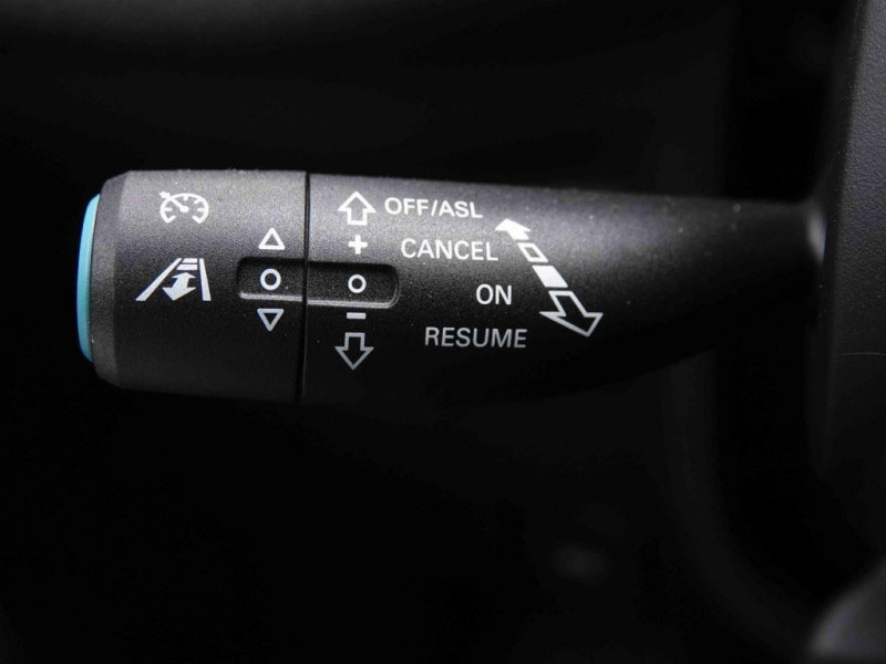 Photo 12 de l'offre de MG Motor MG5 Luxury 61 kWh à 26898€ chez Carlyss automobiles Vitré