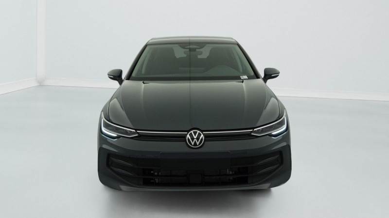 Photo 2 de l'offre de VOLKSWAGEN GOLF 8 1.5 ETSI EVO2 150 DSG7 LIFE PLUS à 30598€ chez Carlyss automobiles Vitré