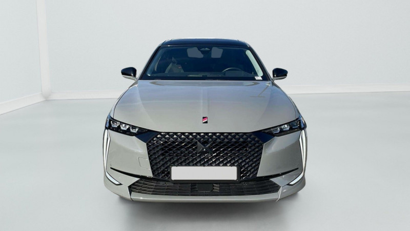 Photo 2 de l'offre de DS DS4 PureTech 130 EAT8 Performance Line+ à 22280€ chez Carlyss automobiles Vitré