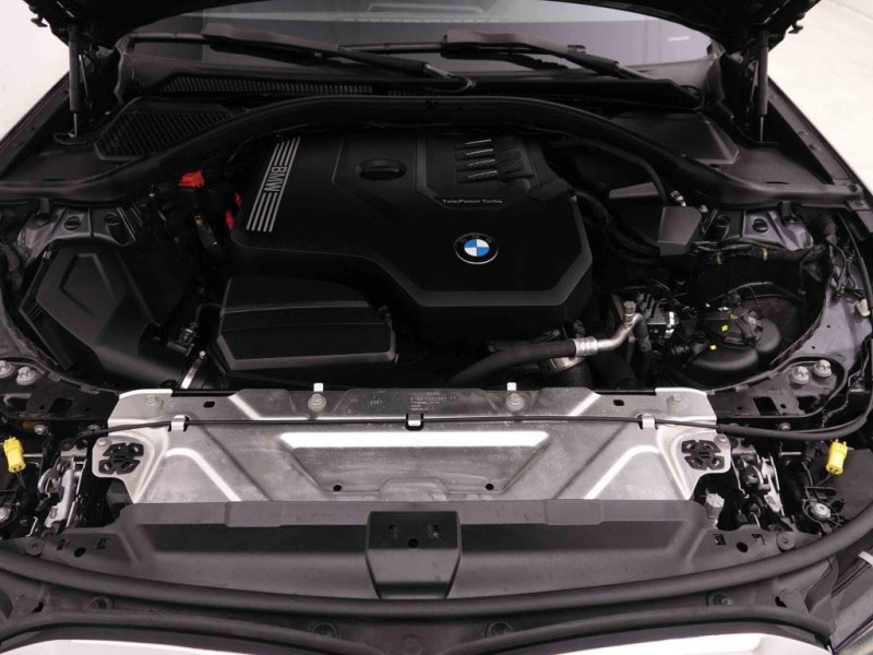 Photo 15 de l'offre de Bmw 3 318I TOURING 156 à 31198€ chez Carlyss automobiles Vitré