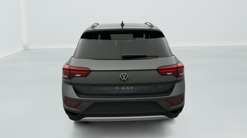 Photo 6 de l'offre de VOLKSWAGEN T-roc 2.0 TDI 150 Start/Stop DSG7 Life Plus à 32558€ chez Carlyss automobiles Vitré