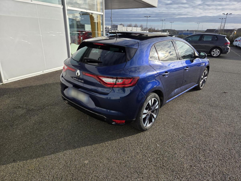 Photo 3 de l'offre de Renault Mégane Berline (4) Intens TCe 140 FAP à 15990€ chez Carlyss automobiles Vitré