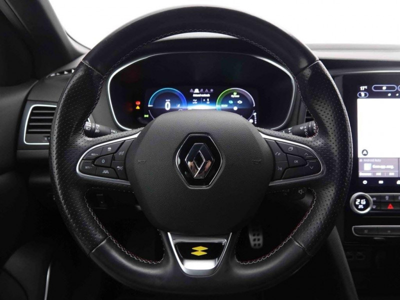Photo 9 de l'offre de RENAULT Mégane 1.6 E-Tech 160 PHEV DCT RS-Line à 28565€ chez Carlyss automobiles Vitré