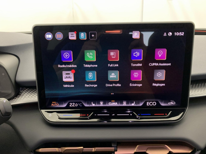 Photo 28 de l'offre de Cupra Terramar 1.5 eHybrid 204 ch DSG6 V à 40998€ chez Carlyss automobiles Vitré