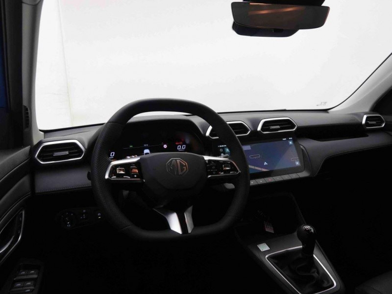 Photo 8 de l'offre de MG Motor ZS 1.5i 115 Comfort à 23006€ chez Carlyss automobiles Vitré