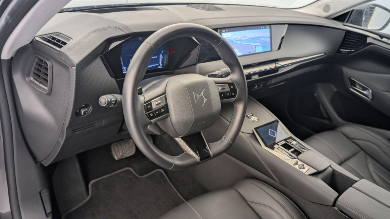 Photo 15 de l'offre de DS DS4 PureTech 130 EAT8 Rivoli à 25336€ chez Carlyss automobiles Vitré