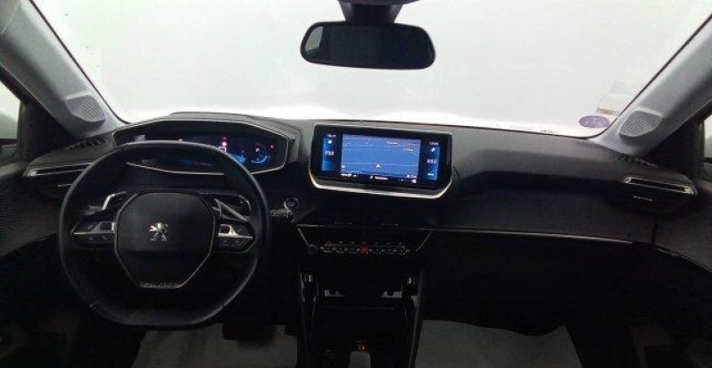 Photo 12 de l'offre de PEUGEOT 208 PureTech 100 S&S EAT8 Allure à 16598€ chez Carlyss automobiles Vitré