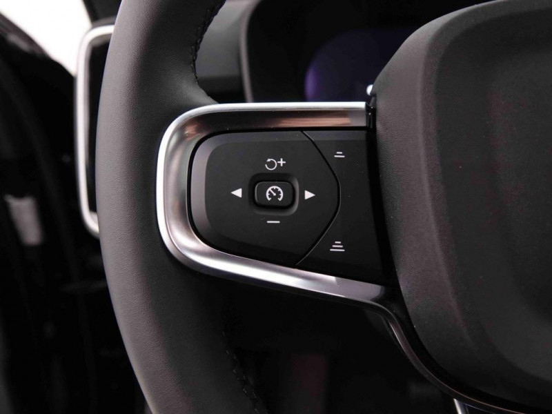 Photo 22 de l'offre de Volvo EC40 Recharge 238 Single Motor Plus à 43702€ chez Carlyss automobiles Vitré