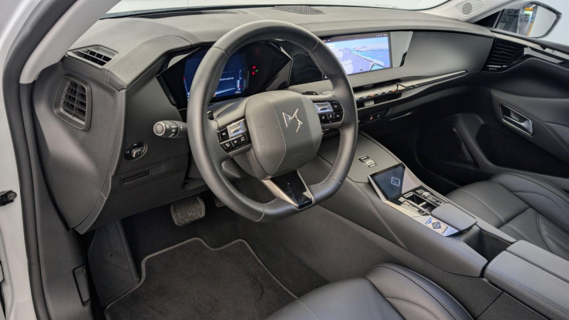 Photo 15 de l'offre de DS DS4 PureTech 130 EAT8 Rivoli à 22620€ chez Carlyss automobiles Vitré