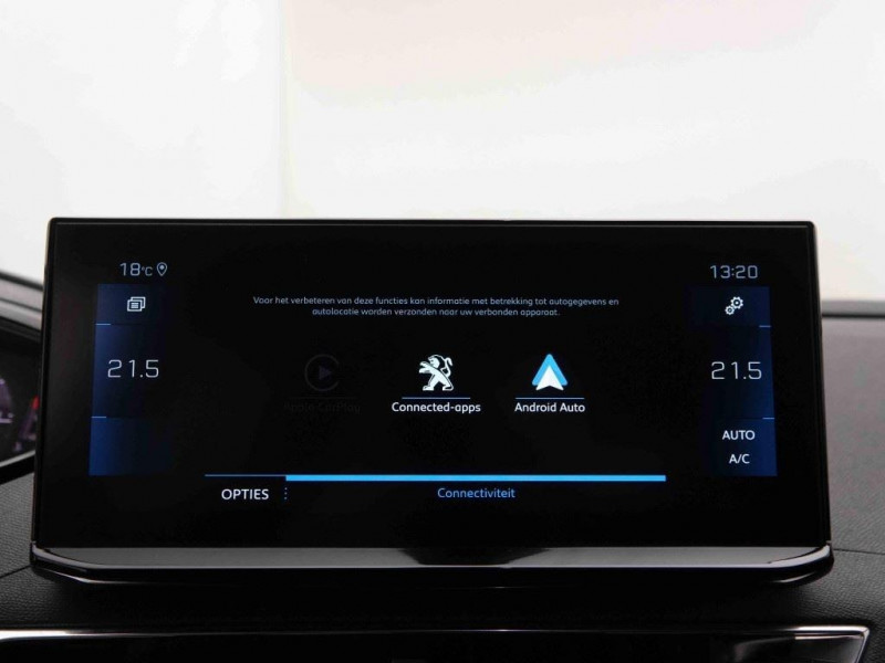 Photo 13 de l'offre de PEUGEOT 3008 PureTech 130ch S&S BVM6 Allure Pack à 22698€ chez Carlyss automobiles Vitré