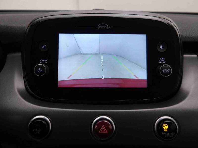 Photo 11 de l'offre de FIAT 500X 1.5 Hybrid 131 DCT Sport à 22743€ chez Carlyss automobiles Vitré