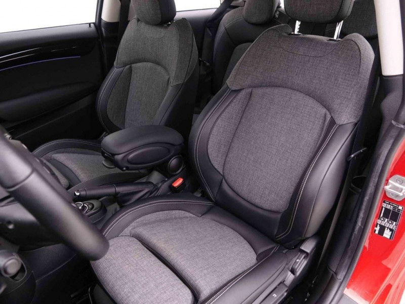 Photo 5 de l'offre de MINI One 1.5i Classic Trim à 21204€ chez Carlyss automobiles Vitré