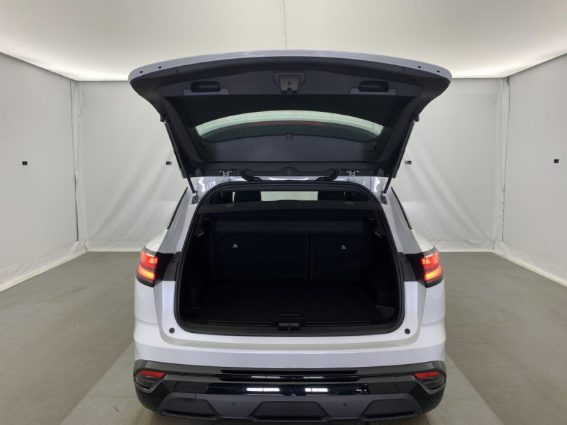 Photo 12 de l'offre de Renault AUSTRAL NOUVEAU FULL HYBRID E-TECH 200 CH EVOLUTION à 31998€ chez Carlyss automobiles Vitré