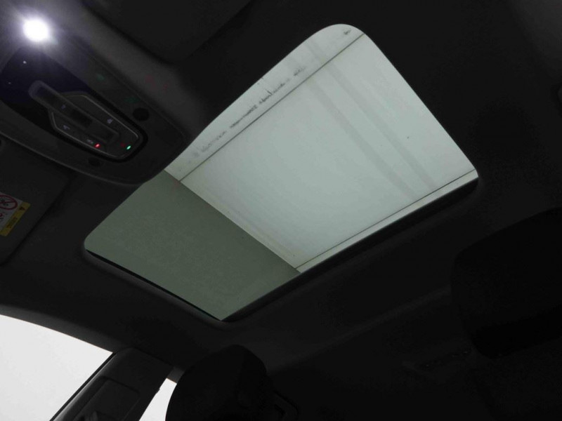 Photo 8 de l'offre de AUDI A5 Sportback 40 TFSi 204 S-Tronic S-line à 49298€ chez Carlyss automobiles Vitré