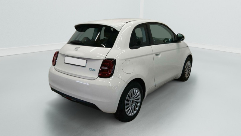 Photo 6 de l'offre de Fiat 500e Berline MY22 Serie 1 STEP 2 500 e 95 ch Action Plus à 12598€ chez Carlyss automobiles Vitré