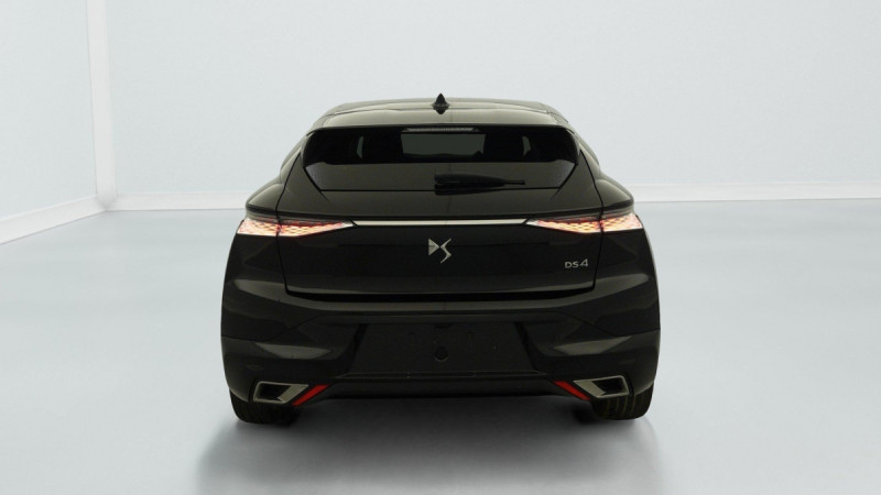 Photo 6 de l'offre de DS DS4 PureTech 130 EAT8 Rivoli à 21643€ chez Carlyss automobiles Vitré