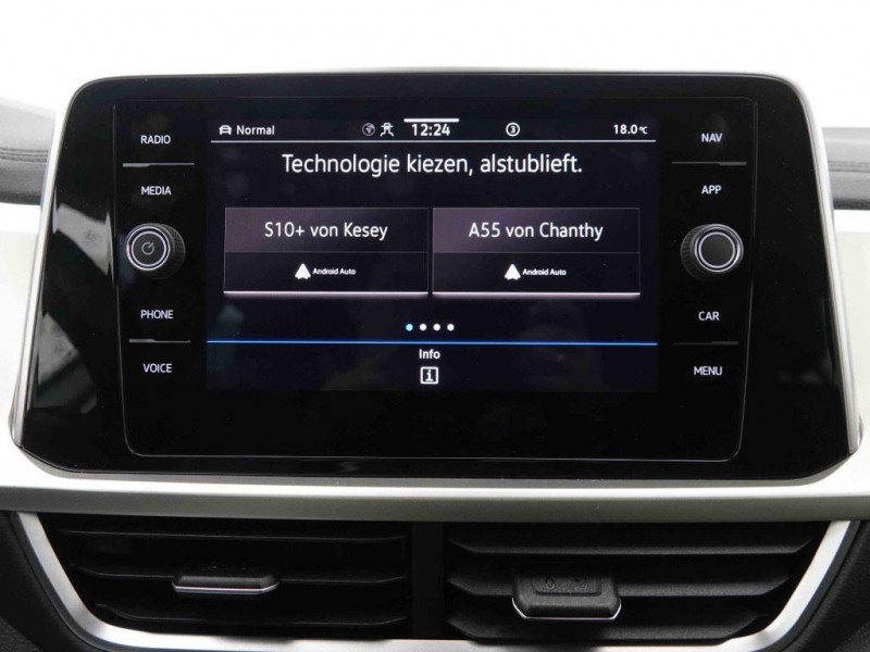 Photo 15 de l'offre de VOLKSWAGEN T-roc 1.0 TSi 115 Edition 2-Tone à 26198€ chez Carlyss automobiles Vitré