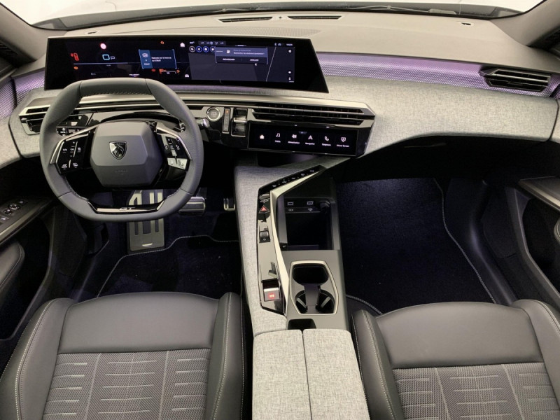 Photo 12 de l'offre de PEUGEOT 3008 Hybrid 145 e-DCS6 GT à 32958€ chez Carlyss automobiles Vitré