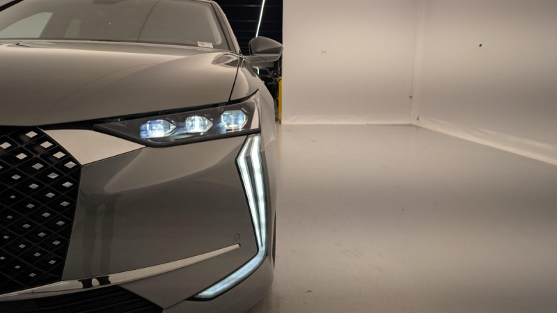 Photo 21 de l'offre de DS DS4 PureTech 130 EAT8 Rivoli à 23460€ chez Carlyss automobiles Vitré