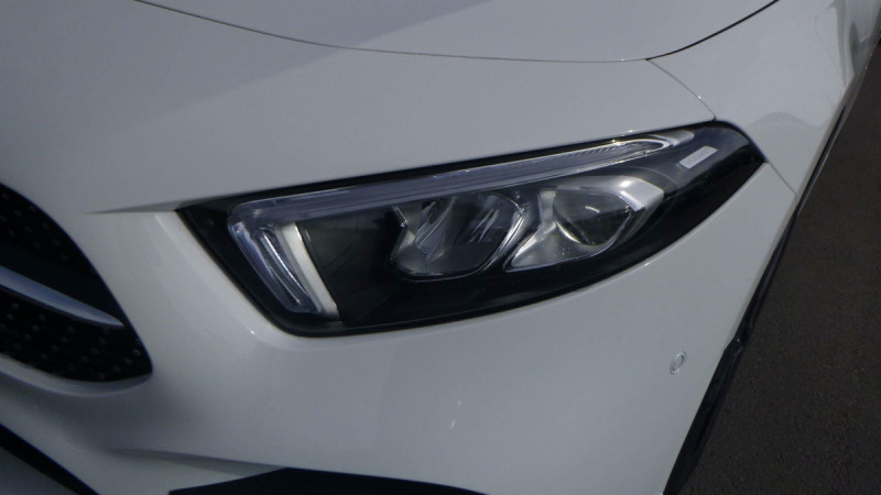 Photo 5 de l'offre de MERCEDES-BENZ CLASSE A Classe A 250 e 8G-DCT AMG Line à 37598€ chez Carlyss automobiles Vitré