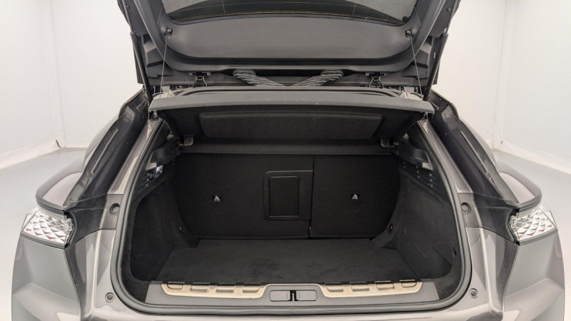 Photo 11 de l'offre de DS DS4 PureTech 130 EAT8 Rivoli à 23057€ chez Carlyss automobiles Vitré