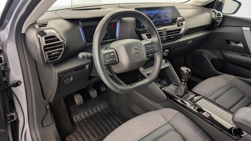 Photo 15 de l'offre de CITROEN C4 PureTech 130 S&S BVM6 Shine à 15978€ chez Carlyss automobiles Vitré