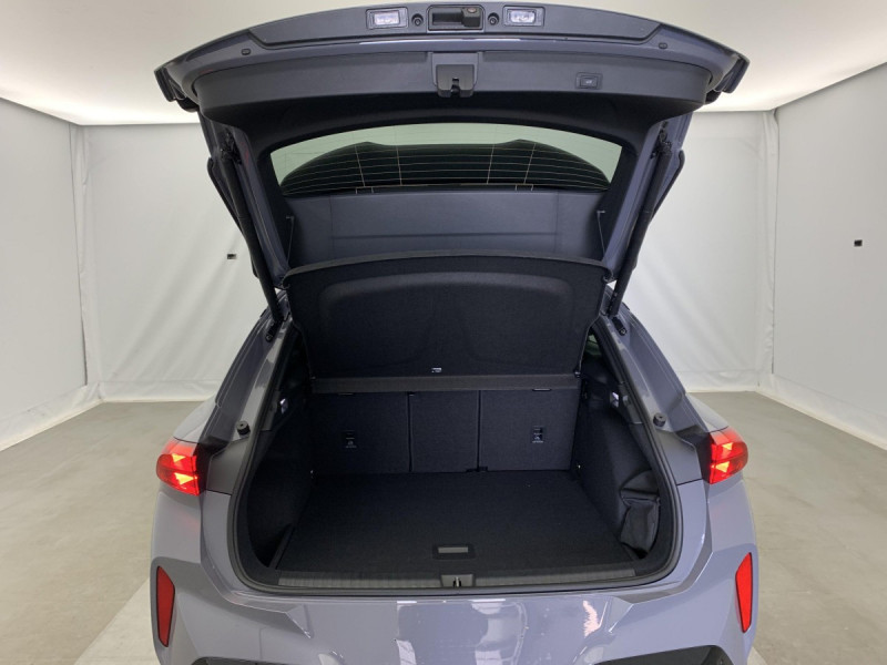 Photo 11 de l'offre de Cupra Terramar 1.5 eTSI Hybrid 150 ch DSG7 V à 36998€ chez Carlyss automobiles Vitré