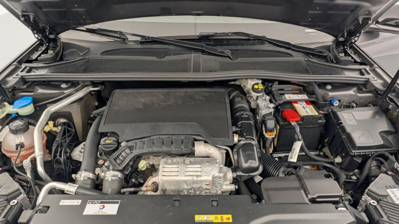 Photo 15 de l'offre de DS DS4 PureTech 130 EAT8 Performance Line+ à 23095€ chez Carlyss automobiles Vitré