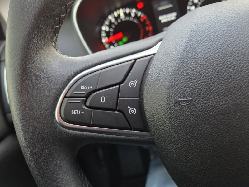 Photo 19 de l'offre de Renault Mégane Berline (4) Business TCe 115 FAP -21N à 16290€ chez Carlyss automobiles Vitré