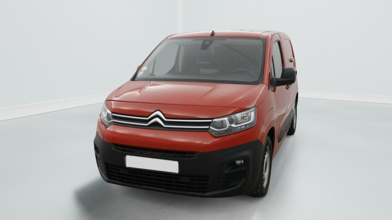 Photo 1 de l'offre de CITROEN BERLINGO VAN M 650 BLUEHDI 130 S&S EAT8 DRIVER à 19617€ chez Carlyss automobiles Vitré
