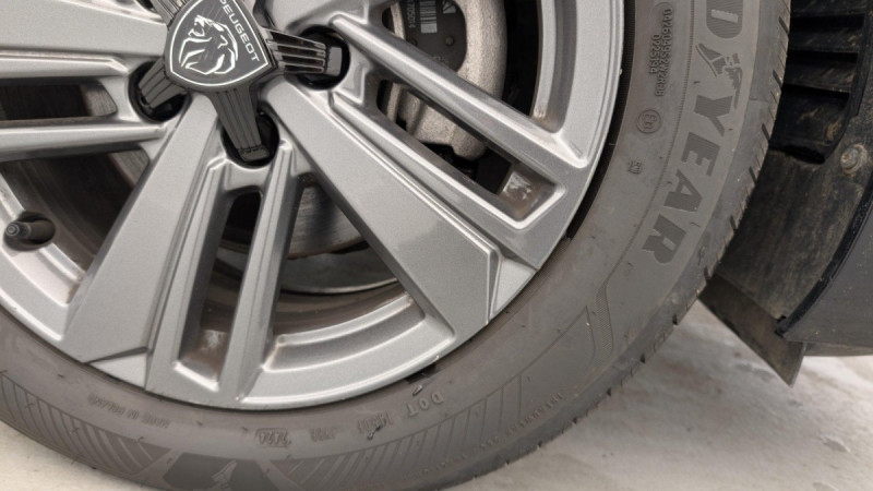 Photo 23 de l'offre de PEUGEOT 308 PureTech 130ch S&S EAT8 Active Pack à 21040€ chez Carlyss automobiles Vitré