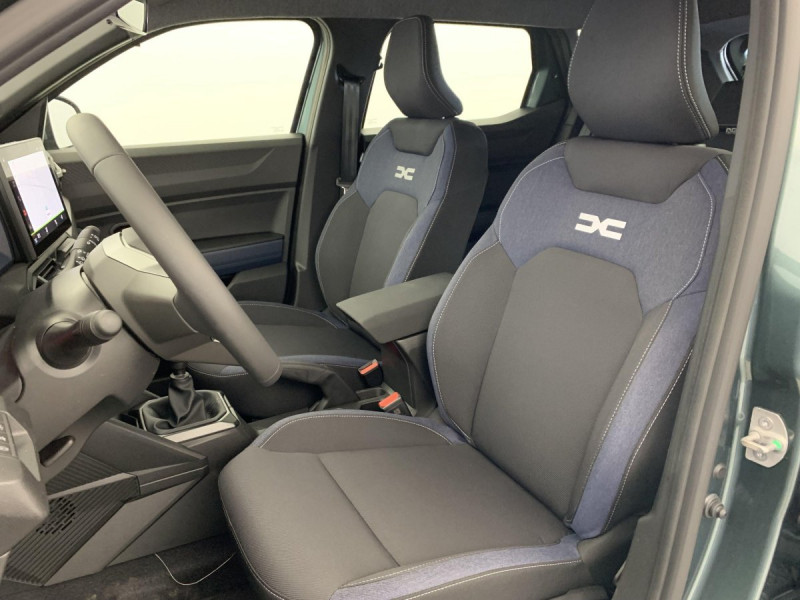 Photo 18 de l'offre de DACIA DUSTER TCe 130 4x4 Expression à 24998€ chez Carlyss automobiles Vitré