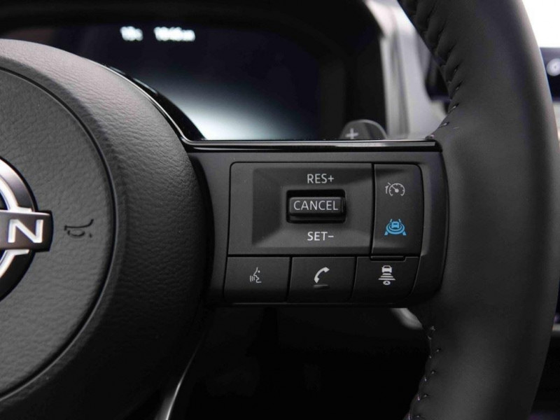 Photo 20 de l'offre de NISSAN QASHQAI 1.3 DIG-T 158 X-Tronic N-Connecta à 32398€ chez Carlyss automobiles Vitré