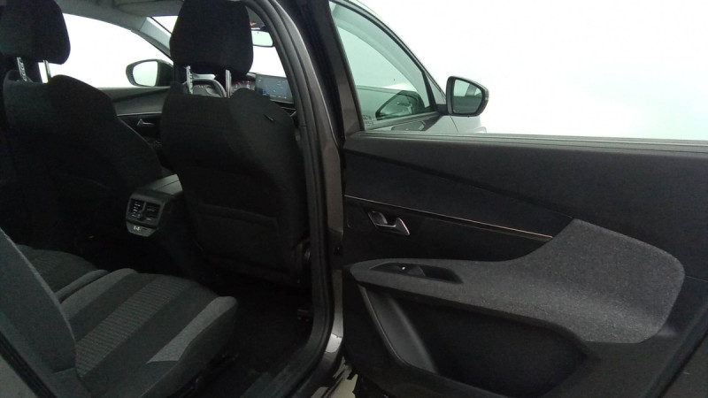 Photo 7 de l'offre de PEUGEOT 5008 PureTech 130ch S&S EAT8 Active Pack à 24598€ chez Carlyss automobiles Vitré