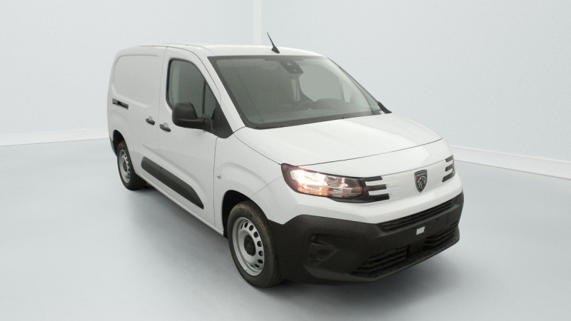 Photo 1 de l'offre de PEUGEOT Partner Fourgon XL 950 KG BLUEHDI 100 S&S BVM6 à 19197€ chez Carlyss automobiles Vitré