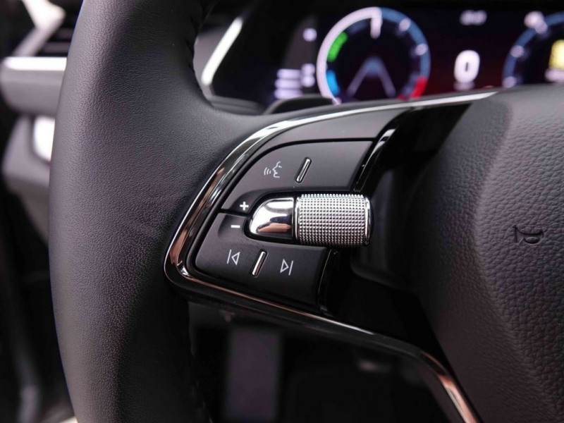 Photo 14 de l'offre de SKODA Octavia 1.4TSI PHEV 204 DSG à 30973€ chez Carlyss automobiles Vitré