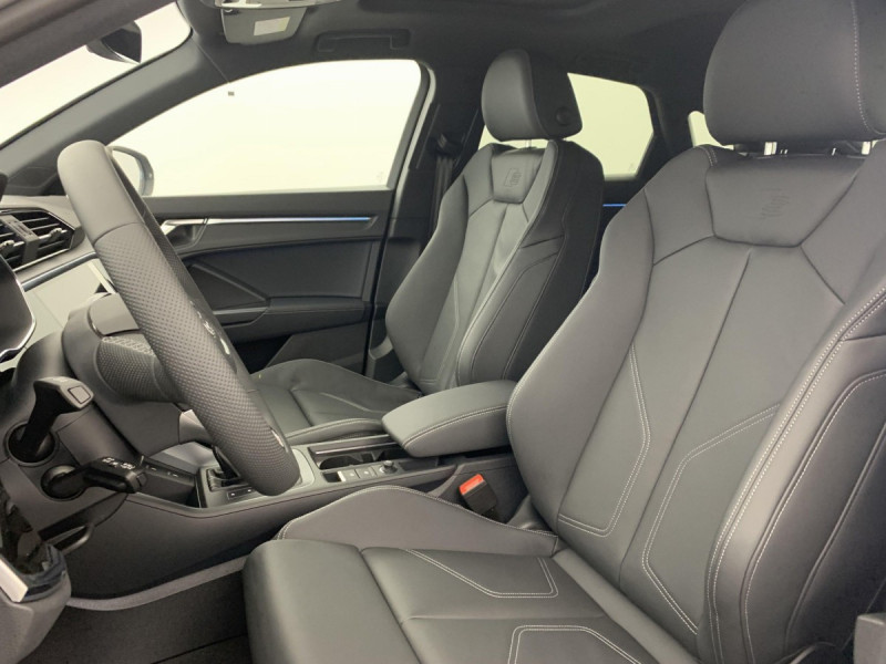 Photo 23 de l'offre de AUDI Q3 Sportback 35 TDI 150 ch S tronic 7 S line à 48598€ chez Carlyss automobiles Vitré