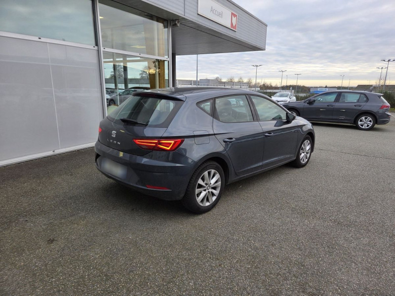 Photo 3 de l'offre de Seat Leon (3) 1.6 TDI 115 S&S Style Business à 11990€ chez Carlyss automobiles Vitré