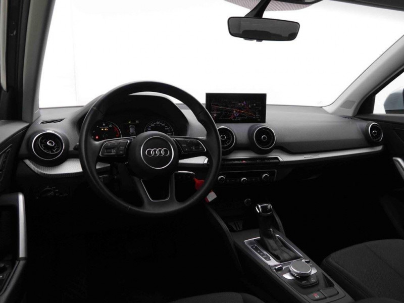 Photo 6 de l'offre de AUDI Q2 35 TFSi 150 S-Tronic Edition à 27202€ chez Carlyss automobiles Vitré