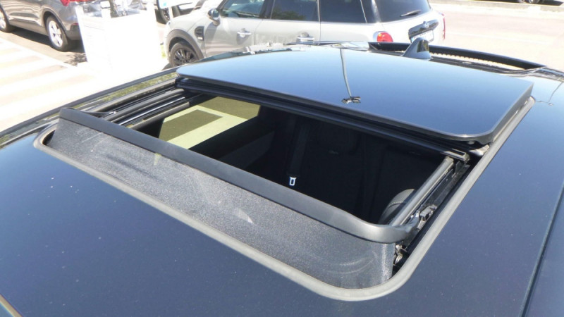 Photo 6 de l'offre de PEUGEOT 3008 Hybrid 145 e-DCS6 GT à 38398€ chez Carlyss automobiles Vitré