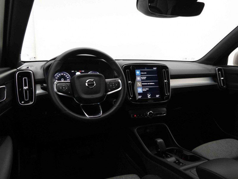 Photo 7 de l'offre de VOLVO XC40 1.5 T2 Geartronic Core à 32205€ chez Carlyss automobiles Vitré