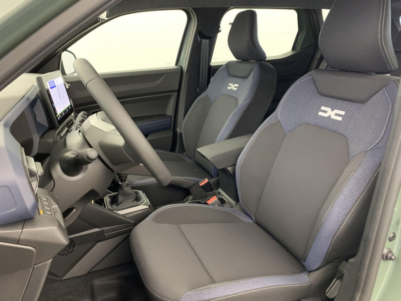 Photo 33 de l'offre de DACIA DUSTER TCe 130 4x4 Expression à 24998€ chez Carlyss automobiles Vitré