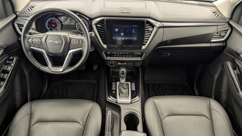 Photo 12 de l'offre de ISUZU D-MAX N60 CREW CAB 1.9 164 CH 4X4 BVA F à 44998€ chez Carlyss automobiles Vitré