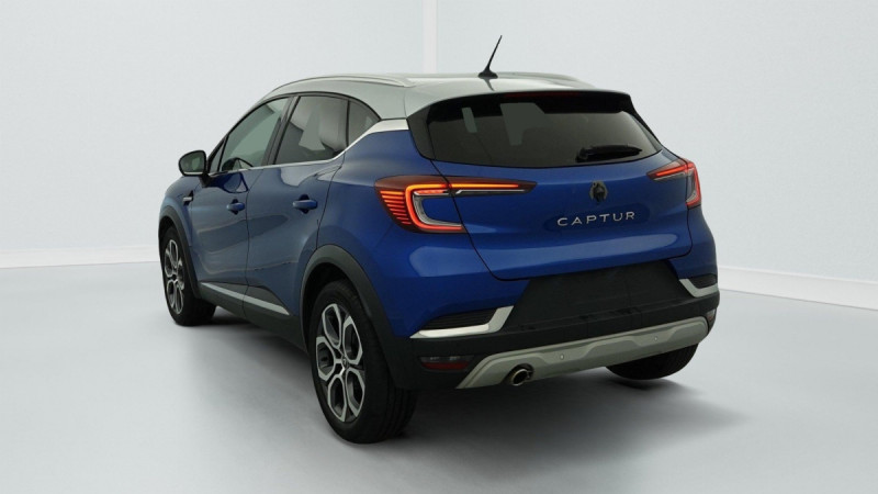 Photo 5 de l'offre de RENAULT CAPTUR TCe 100 Intens à 12380€ chez Carlyss automobiles Vitré