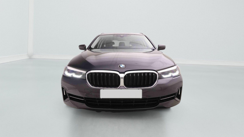 Photo 2 de l'offre de Bmw 5 520d 190 Touring xDrive Steptronic Luxury à 39098€ chez Carlyss automobiles Vitré